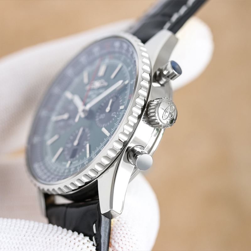 Navitimer · 43mm · AB0137241L1P1