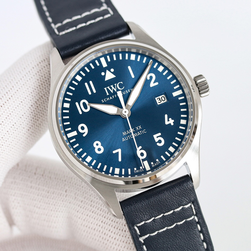 Pilot · 40mm · IW328203