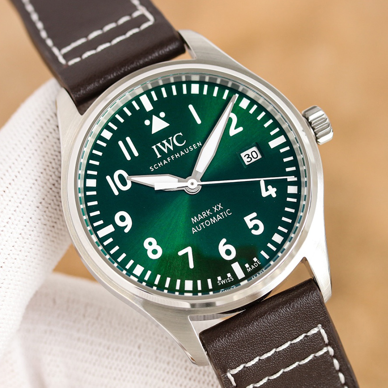 Pilot · 40mm · IW328205