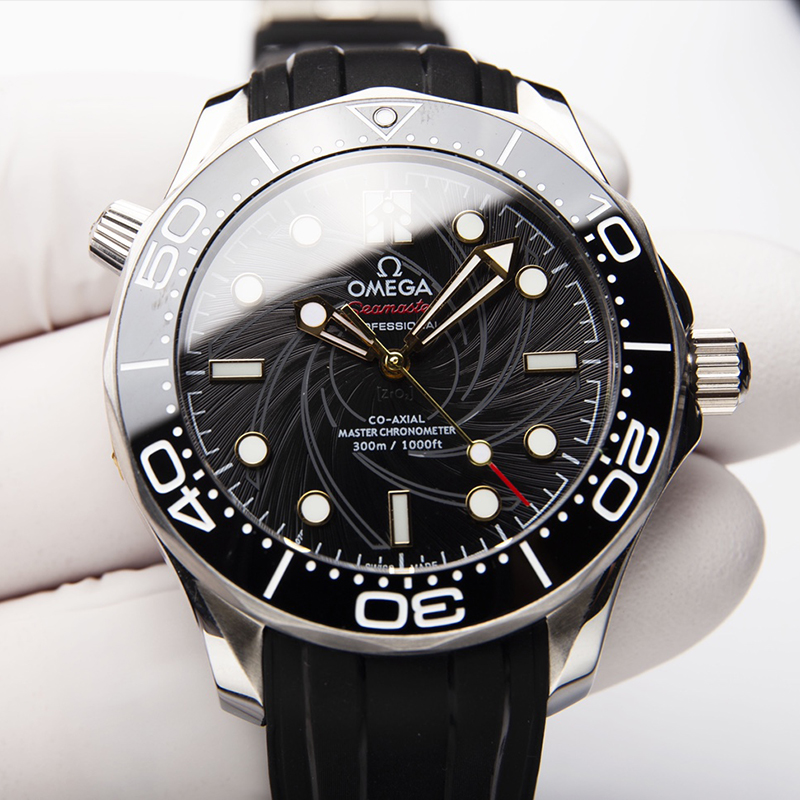 Seamaster "James Bond" Limited Edition · 42mm · 210.22.42.20.01.003