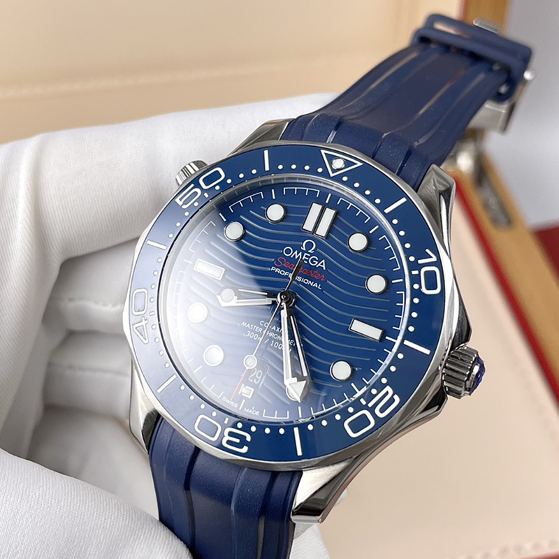 Seamaster · 42mm · 210.32.42.20.03.001