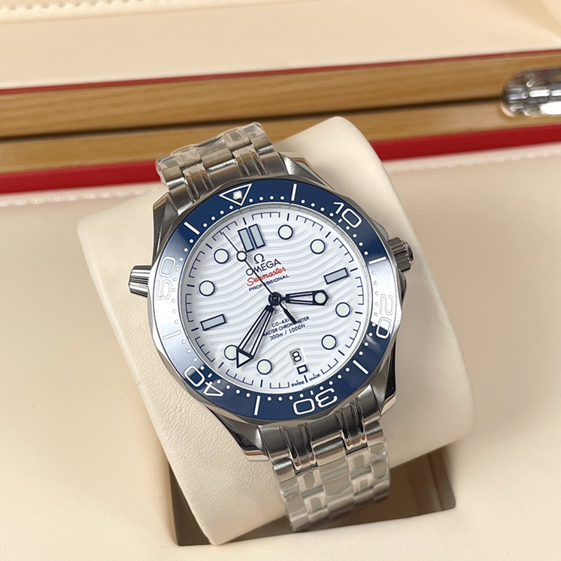 Seamaster · 42mm · 522.30.42.20.04.001