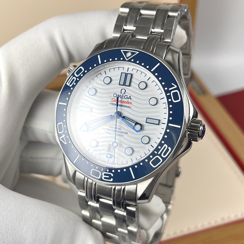 Seamaster · 42mm · 522.30.42.20.04.001